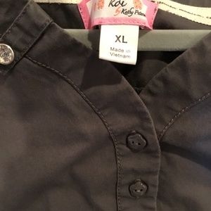 Scrub Top Koi by Kathy Peterson XL